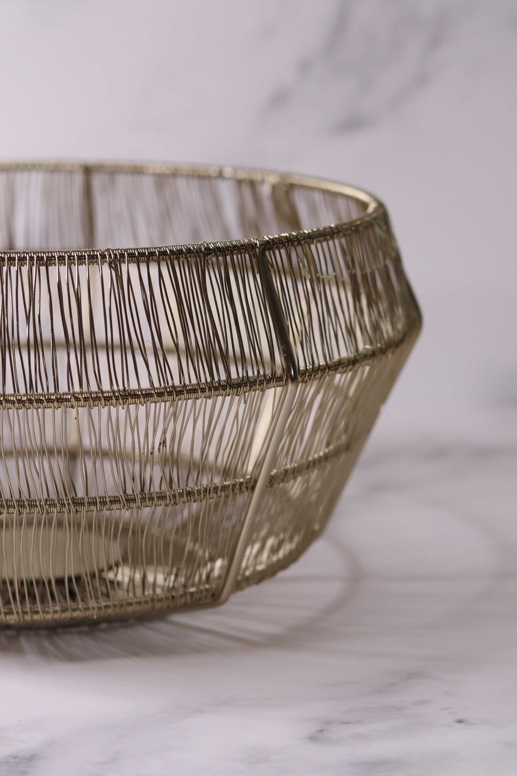 Gold/Bronze Wire Fruit Bowl